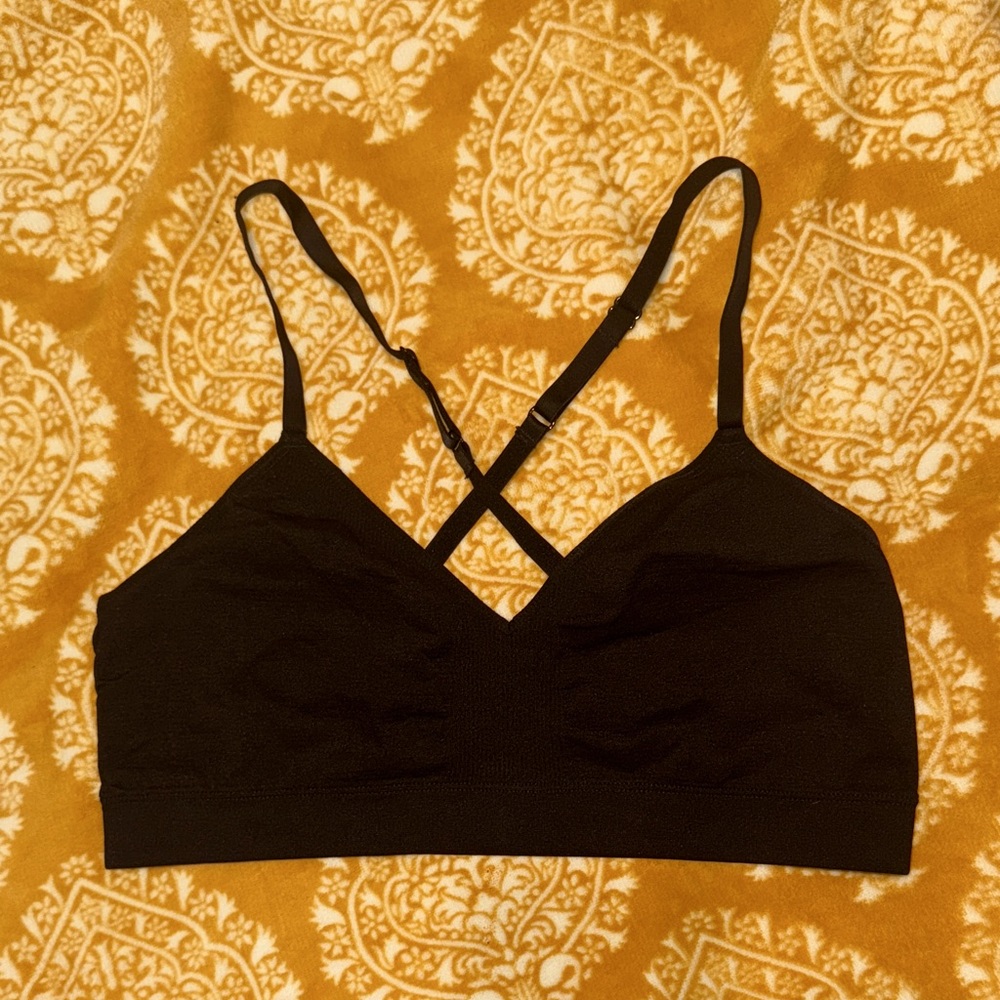 Forever 21 Black Strappy Bralette - L